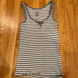 GAP Tank Top Size M!